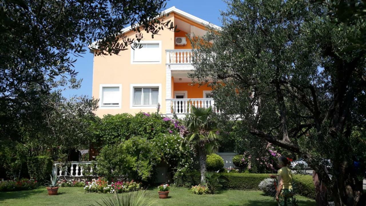 Apartmani Seka Vodice Luaran gambar