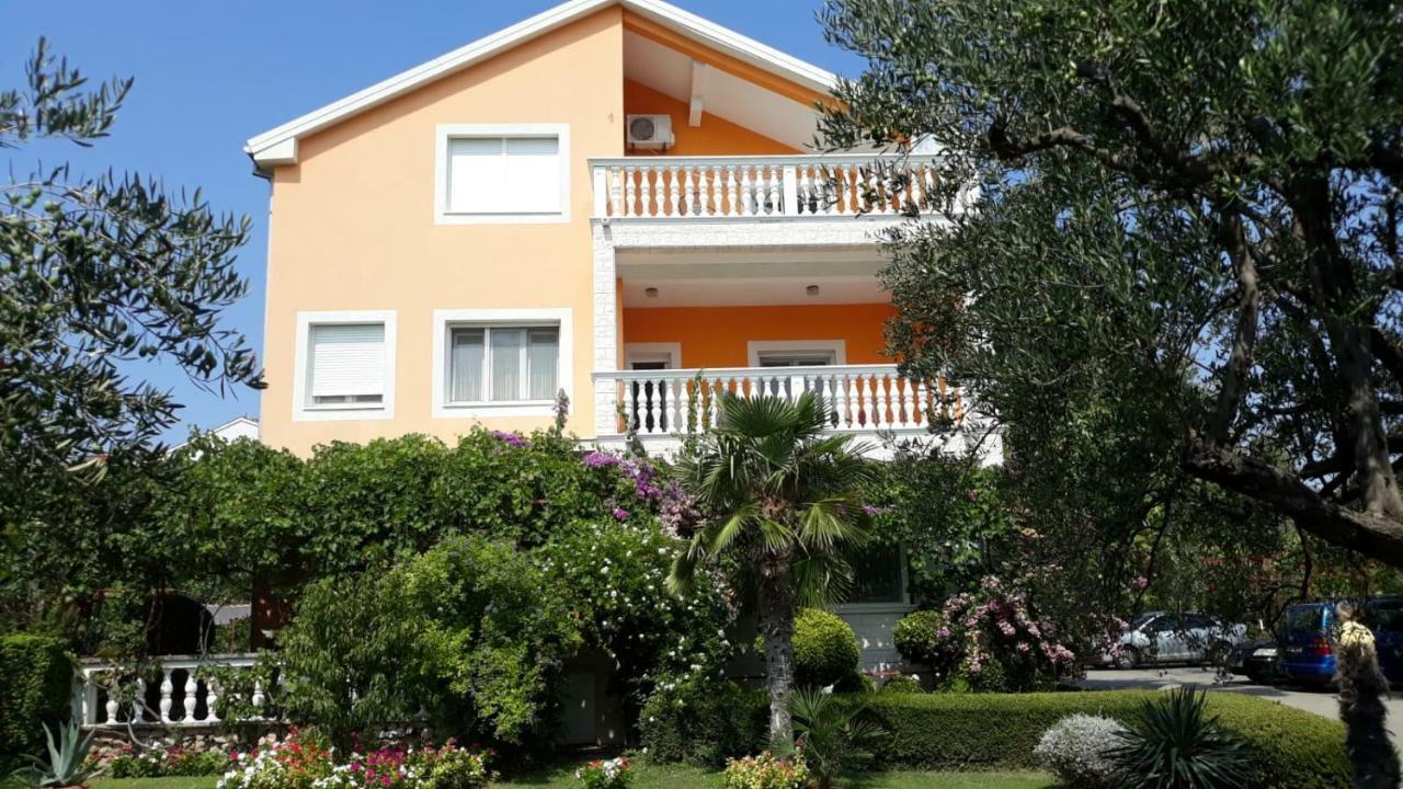 Apartmani Seka Vodice Luaran gambar